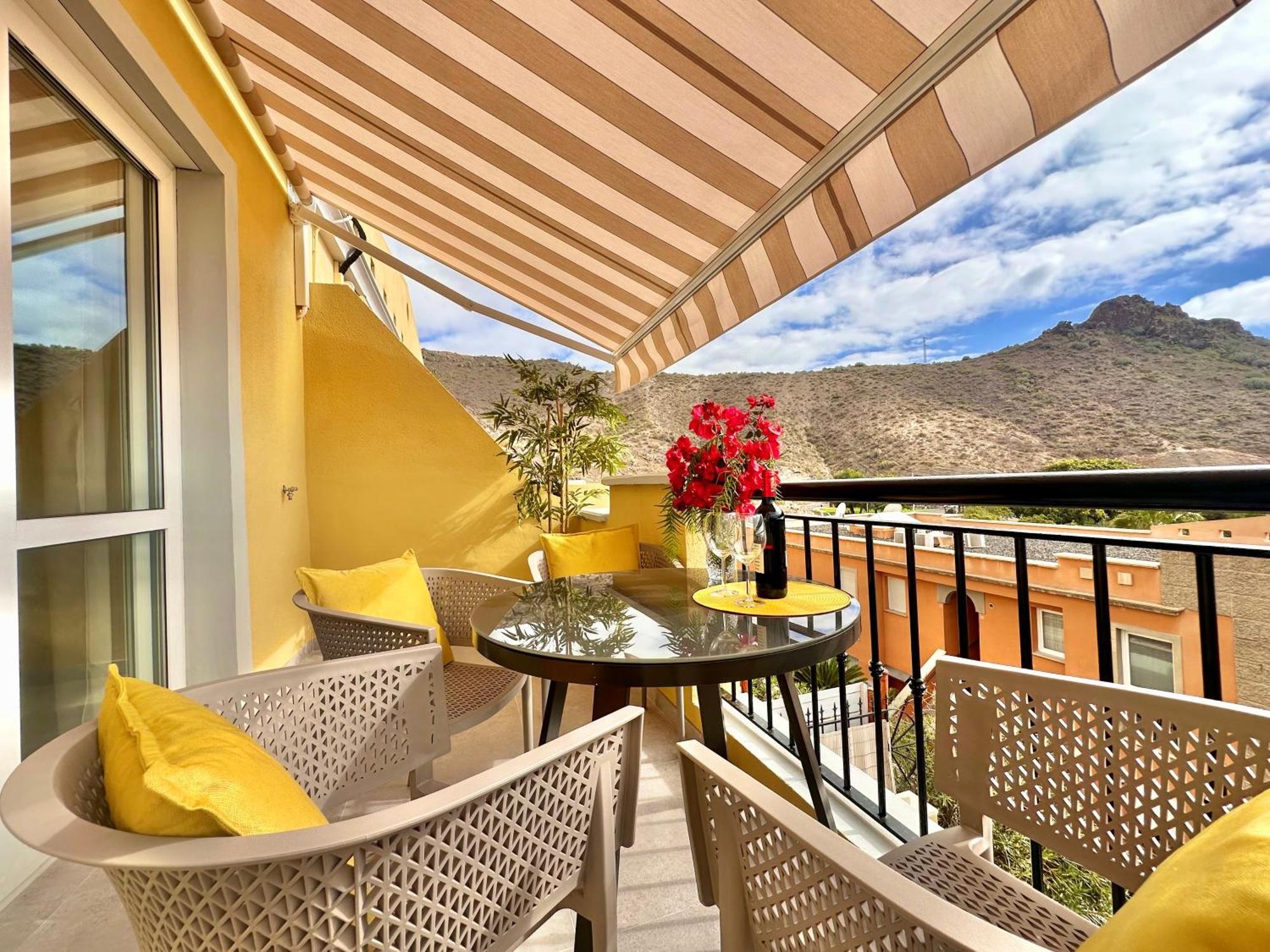 Sunshine Apartment With Sea Viev Costa Adeje  Bagian luar foto